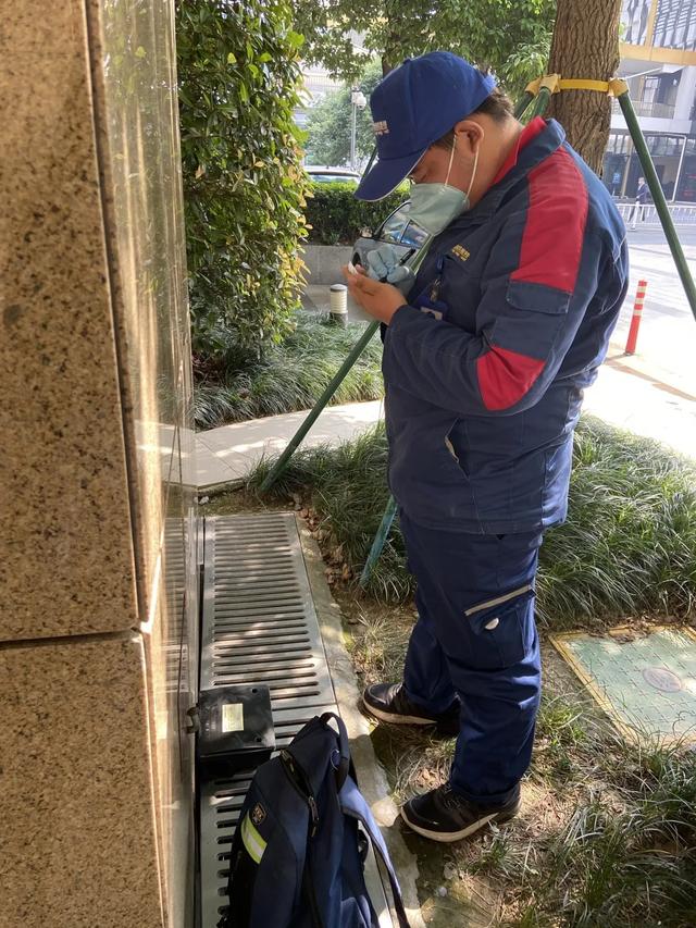 世界蟲害日|原來鐘南山為之打call的有害生物防制員是這樣的